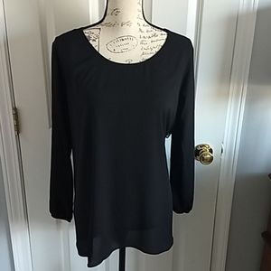 🆕women's blouse with lace design on the back